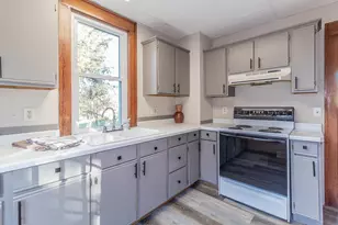 406 W Fulton St, Waupaca, WI 54981 - Photo 15