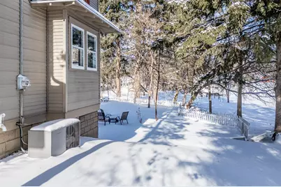 406 W Fulton Street, Waupaca, WI 54981 - Photo 31