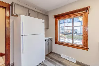 406 W Fulton Street, Waupaca, WI 54981 - Photo 13