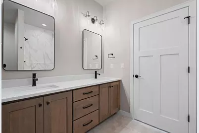 2882 Howard, Howard, WI 54313 - Photo 21