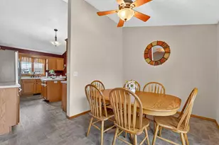 1900 Whitewolf Ln, Kaukauna, WI 54130 - Photo 11