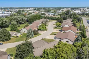 38 Spencer Village Ct, Appleton, WI 54914 - Photo 35