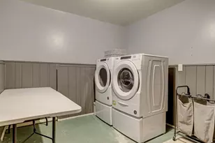 2470 Deckner Ave, Green Bay, WI 54302 - Photo 23