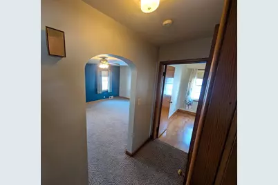 219 Cleveland Street, Brillion, WI 54110 - Photo 5