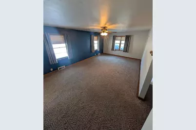 219 Cleveland Street, Brillion, WI 54110 - Photo 7