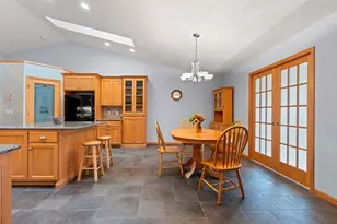 9410 Memory Ln, Neenah, WI 54956 - Photo 3