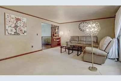 1010 Heyrman Street, Green Bay, WI 54302 - Photo 7