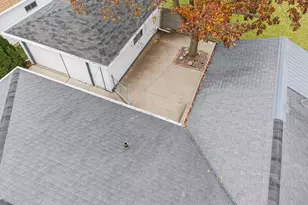 1010 Heyrman St, Green Bay, WI 54302 - Photo 33