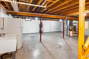 1568 S Oakwood Rd, Oshkosh, WI 54904 - Photo 27