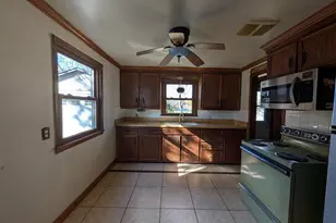 607 Hunters Point Rd, Neenah, WI 54956 - Photo 13