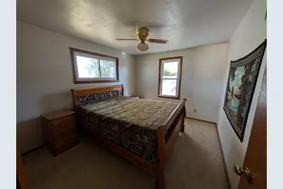 607 Hunters Point Road, Neenah, WI 54956 - Photo 17