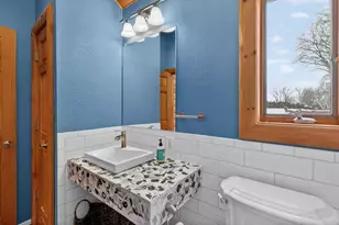 6764 Lee Harbor Ln, Oshkosh, WI 54902 - Photo 37