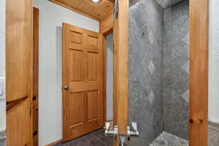 6764 Lee Harbor Ln, Oshkosh, WI 54902 - Photo 23