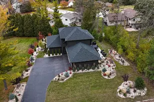 624 E Circle Ridge Pl, Sturgeon Bay, WI 54235 - Photo 5