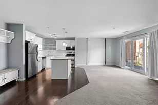 118 S Washington Street, Green Bay, WI 54301 - Photo 5