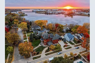 902 S Madison Street, Green Bay, WI 54301 - Photo 7