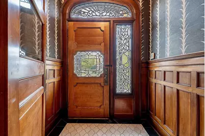 902 S Madison Street, Green Bay, WI 54301 - Photo 11