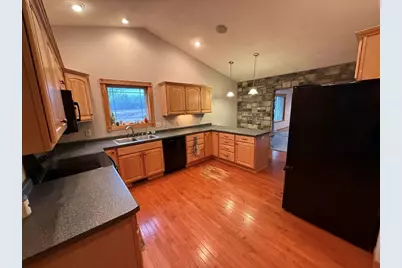 E8835 Huntley Road, New London, WI 54961 - Photo 5