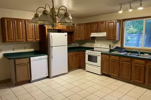 N15033 Dutton Ave, Amberg, WI 54102 - Photo 7