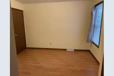 N15033 Dutton Avenue, Amberg, WI 54102 - Photo 11