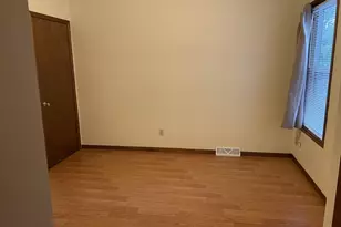 N15033 Dutton Ave, Amberg, WI 54102 - Photo 11