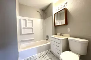 532 Boyd St, Oshkosh, WI 54901 - Photo 7