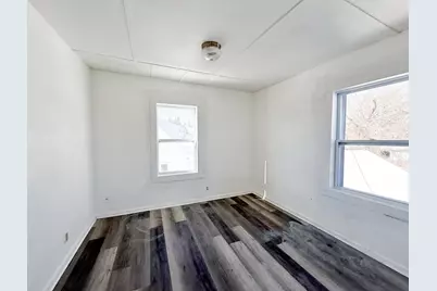 313 E Center Street, Shawano, WI 54166 - Photo 17