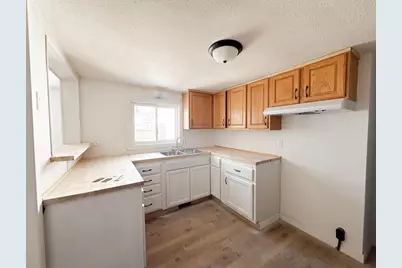 313 E Center Street, Shawano, WI 54166 - Photo 11