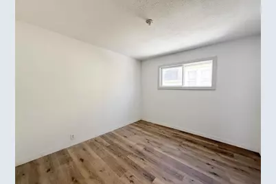 313 E Center Street, Shawano, WI 54166 - Photo 9