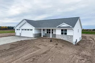 3752 Evelyn Rose Ln, Suamico, WI 54313 - Photo 21