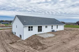 3752 Evelyn Rose Ln, Suamico, WI 54313 - Photo 23