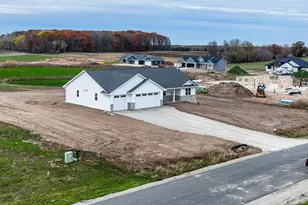 3752 Evelyn Rose Ln, Suamico, WI 54313 - Photo 25