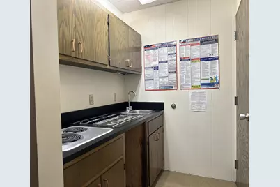 1828 Wisconsin Avenue, New Holstein, WI 53061 - Photo 17