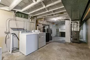 304 E 17th St, Kaukauna, WI 54130 - Photo 23