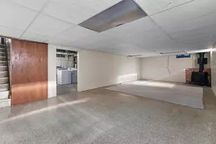 304 E 17th St, Kaukauna, WI 54130 - Photo 21