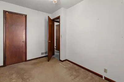 304 E 17th Street, Kaukauna, WI 54130 - Photo 11