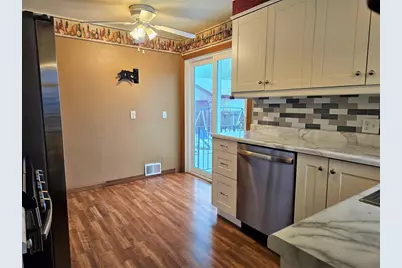 743 Madison Street, Neenah, WI 54956 - Photo 11