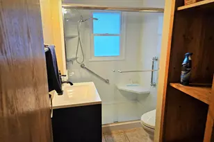 743 Madison St, Neenah, WI 54956 - Photo 15