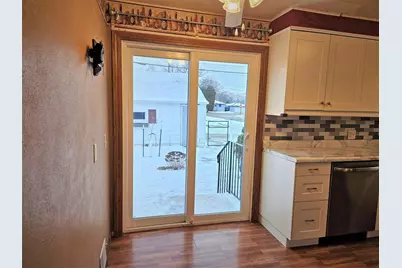 743 Madison Street, Neenah, WI 54956 - Photo 9