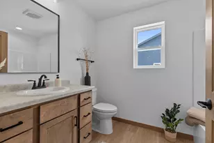 2045 Red Fox Ln, Kaukauna, WI 54130 - Photo 21