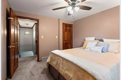 404 Stonehedge Road, Green Bay, WI 54302 - Photo 33