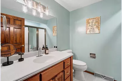 404 Stonehedge Road, Green Bay, WI 54302 - Photo 37