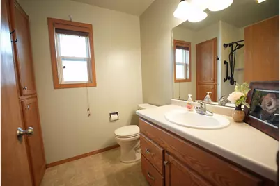 203 Bitters Avenue, Oconto, WI 54153 - Photo 11