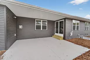 1621 Founders St, Neenah, WI 54956 - Photo 35