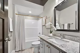 1621 Founders St, Neenah, WI 54956 - Photo 23