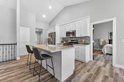 1621 Founders Street, Neenah, WI 54956 - Photo 9