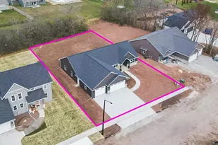 1621 Founders St, Neenah, WI 54956 - Photo 39