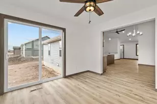 N9254 Homestead Ln, Appleton, WI 54915 - Photo 17