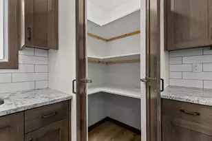 N9254 Homestead Ln, Appleton, WI 54915 - Photo 9