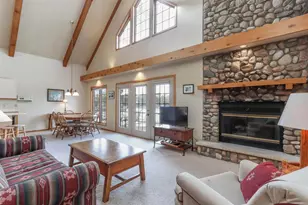 E1402 Grandview Rd, Waupaca, WI 54981 - Photo 5